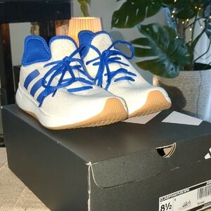 💙Adidas Women's Sneakers in Blue and White